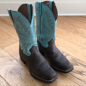 Justin Women’s Square Toe Boots L4853